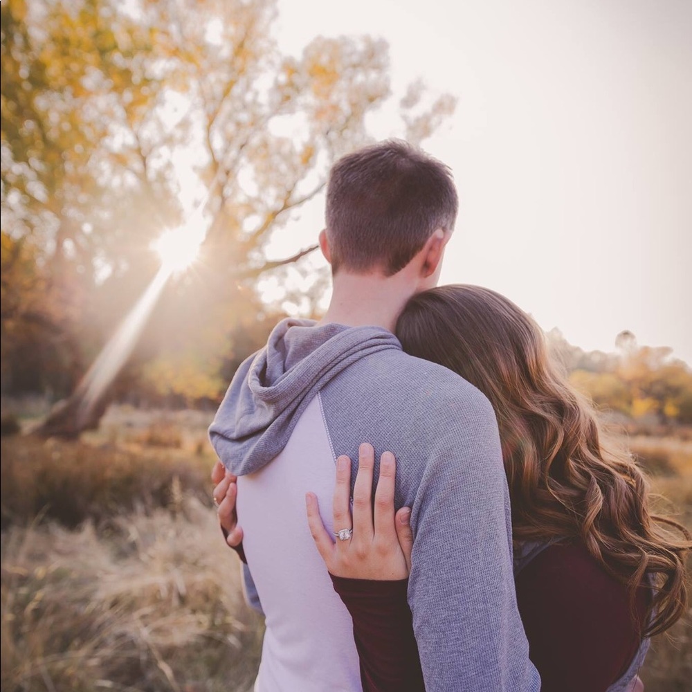 Meet your Posher, Sanora